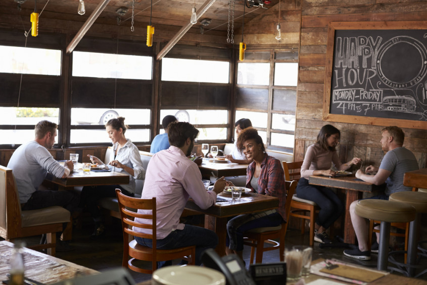 consumidor brasileiro de bares e restaurantes