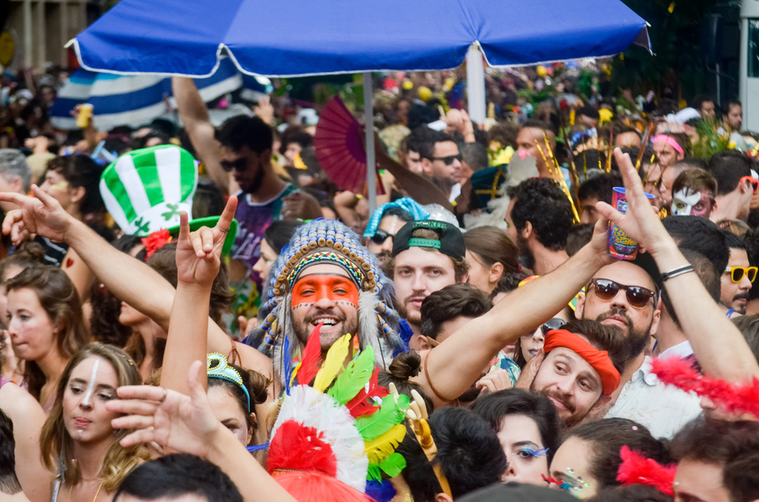 Folia nos restaurantes saiba como atrair clientes no carnaval!