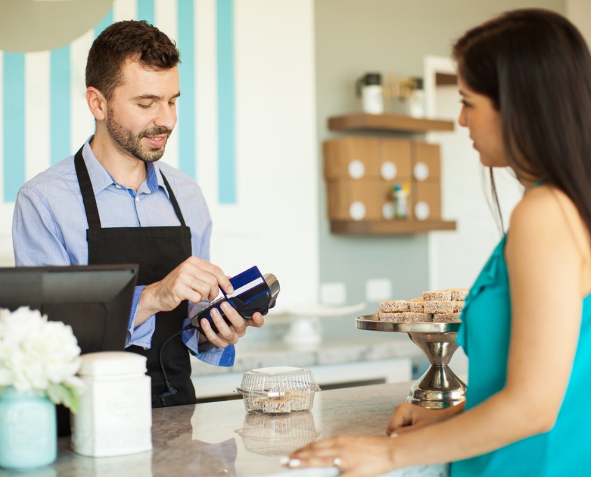 Como otimizar a velocidade das operações no caixa do restaurante?